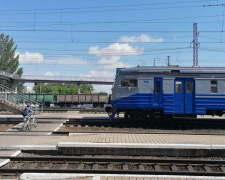 Продлены маршруты пригородных поездов, следующих через Покровск (расписание электричек и поездов)