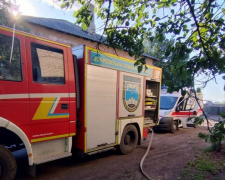 Покровські добровольці-рятувальники ліквідували пожежу в багатоквартирному будинку