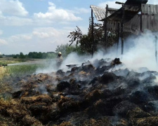 В Покровском районе сгорел сеновал