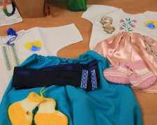 «Народжені у вишиванках»: у рамках обласної акції покровські новонароджені отримали подарунки