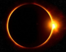 Завтра жителі Землі зможуть спостерігати сонячне затемнення