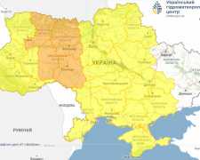 Надскладні погодні умови очікують на українців найближчими днями