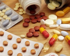 Зеленский подписал закон об усилении уголовной ответственности за фальсификацию лекарств и их распространение