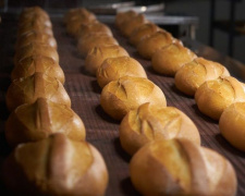 Щоб був хліб у кожній родині: компанія Метінвест Покровськвугілля передала 200 кг дріжджів Покровській громаді