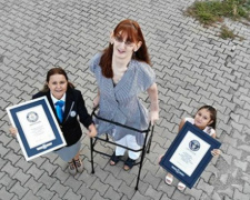 Женщина из Турции стала самой высокой в мире