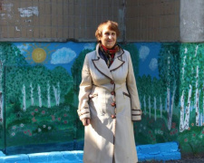 Холст на стенах – жительница микрорайона «Лазурный» украсила свой дом