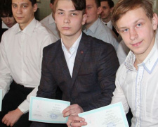 Новое поколение горняков: выпускники Покровского профлицея получили дипломы