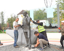 Пам’ятник Леонтовичу з Покровська переїде до Вінниці, а Шевченку – до Дніпра