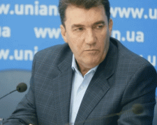Данилов: Коронавирус не сможет обойти Украину стороной