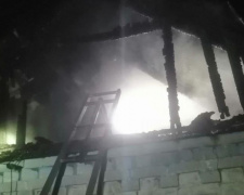 В Покровском районе горел частный дом