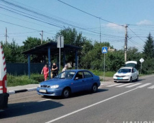 В Доброполье на пешеходном переходе автомобиль сбил ребенка