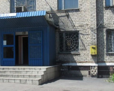 Поліція Добропілля встановлює чоловіків, які скоїли напад на комп’ютерний клуб в смт. Новодонецьке