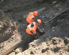 Міняють 156 метрів труби: «Покровськтепломережа» продовжила підготовку до опалювального сезону