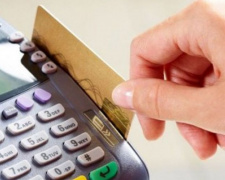 Як зняти готівку в касі магазину чи кафе: НБУ пояснив процедуру