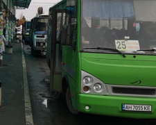 Графік руху маршрутних автобусів по Покровську 6 липня