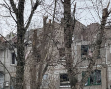 Обстріл Покровська: під завалами знайдено місцевого мешканця без ознак життя