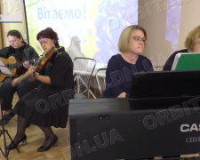 У колі земляків: переселенці з Добропільщини відпочили душею на музичному заході