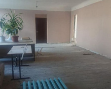 В Мирнограде началась реконструкция школы №8