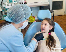 У міській стоматології Покровська оголошено тиждень безкоштовного огляду маленьких пацієнтів