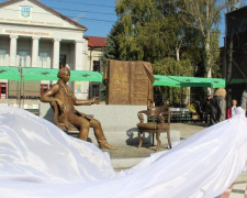 День защитника Украины в Покровске: открытие памятника Шевченко