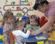 Садочки продовжують працювати: 400 дошкільнят під опікою покровських педагогів