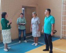 Депутаты Покровского горсовета проверили готовность школ к новому учебному году