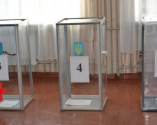 Явка на місцевих виборах становила 36,88%. Найнижча – на Донеччині