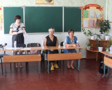 В Покровске проходит конкурс на должности директоров трех школ
