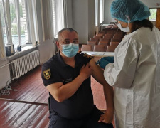 Рятувальники ДПРЗ-9 отримали друге щеплення вакциною CoronoVac