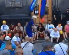 Грохотом касок в Киеве начался четвертый день бессрочной акции протеста шахтеров