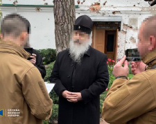 СБУ повідомила про підозру митрополиту Святогірської лаври, який розкрив розташування блокпостів ЗСУ