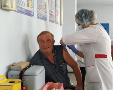 У Покровську вакцинували працівників тепломережі