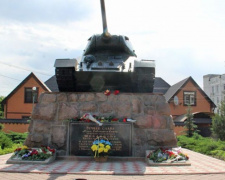 В Покровске отметили День скорби и чествования памяти жертв войны в Украине