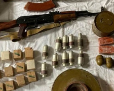 Від патронів до протитанкових мін – у Покровському районі виявлено черговий схрон зброї та боєприпасів