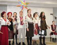 Волонтерский этно-коллектив «Атма» выступил в Покровске с концертом-вертепом