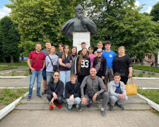 «Пліч-о-пліч»: покровські школярі познайомились з Шептицькою громадою