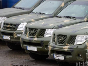 Військовослужбовці з передової отримали 20 спецавтомобілів від ДонОДА та БФ Едуарда Мкртчана