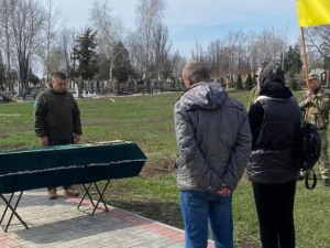 У Покровську поховали українського воїна