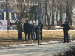 Грабіж у центрі Покровська: подробиці від поліції