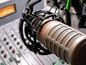 Четыре радиостанции оштрафованы за нарушение языковых квот