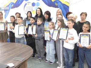 Перші кроки в науці: Покровська громада оголосила переможців конкурсу «Чомусик»