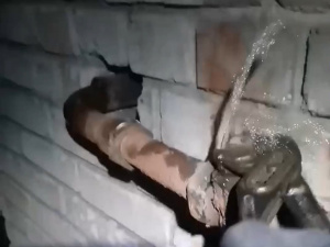 Вода в газовій трубі: Донецькоблгаз показав, що буває, коли за ремонт беруться не фахівці