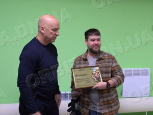 «Політика Героїв»: ще троє ветеранів з Донеччини отримали сертифікати на житло