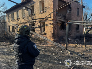 Дві людини загинули, ще чотири поранені через обстріли Донеччині 1 лютого