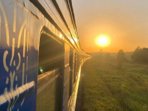 Обов’язкова евакуація з Донеччини: Укрзалізниця призначила ще один евакуаційний рейс