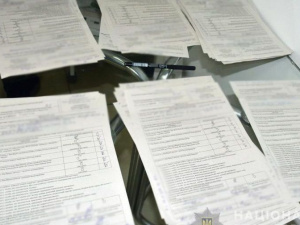 На Донеччині викрито злочинні групи, які налагодили збут фальшивих COVID-сертифікатів