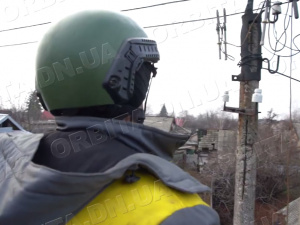 Невтомно повертають світло: Покровські енергетики трудяться на Донеччині