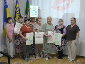 Велика добропільська родина: у Дніпрі для переселенців влаштували свято єднання та творчості