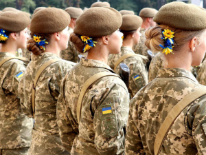 Деяким жінкам доведеться ставати на військовий облік вже з 1 жовтня