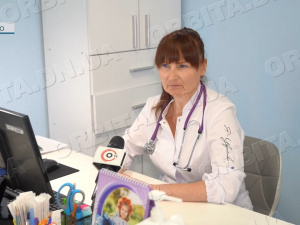 Побільшало ГРВІ та COVID-19: покровські лікарі закликають подбати про імунізацію дітей
